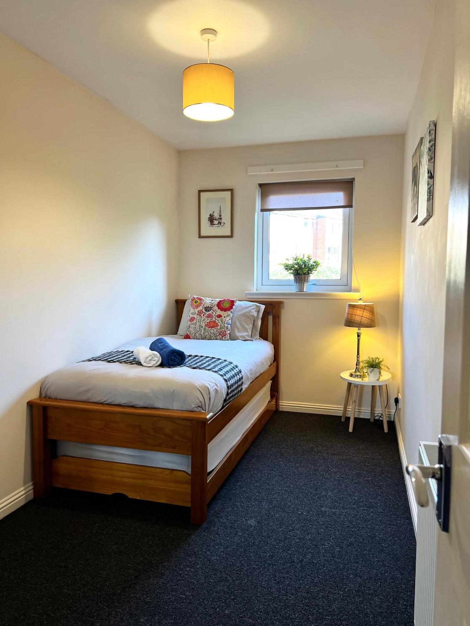 Apartamento Stylish Modern Flat With Juliet Balcony & Parking Glasgow Exterior foto